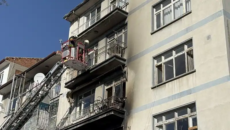 Konya'da 4 Katlı Binada Yangın: İki Çocuğun Hayatını Kaybetmesi Şehirde Şok Yarattı