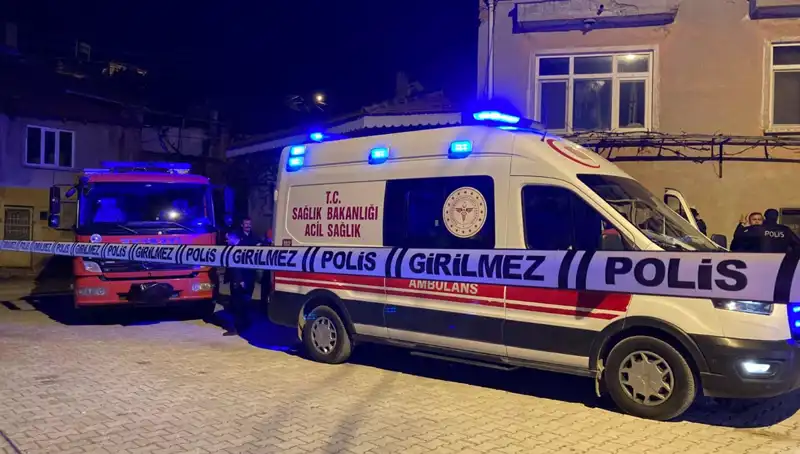 Yaşlı Adamın Gizemli Ölümü: Evinin İçinde Yanmış Halde Bulundu