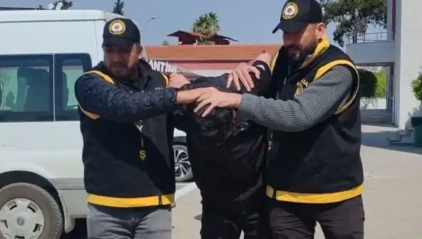 Sokak Ortasında Dehşet: Üç Kişinin Cinayeti ve Tutuklamalar
