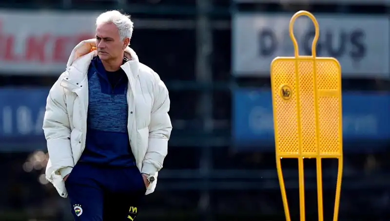 Fatura Mourinho'ya: Futbol Dünyasında Şok Etkisi Yaratan Gelişmeler