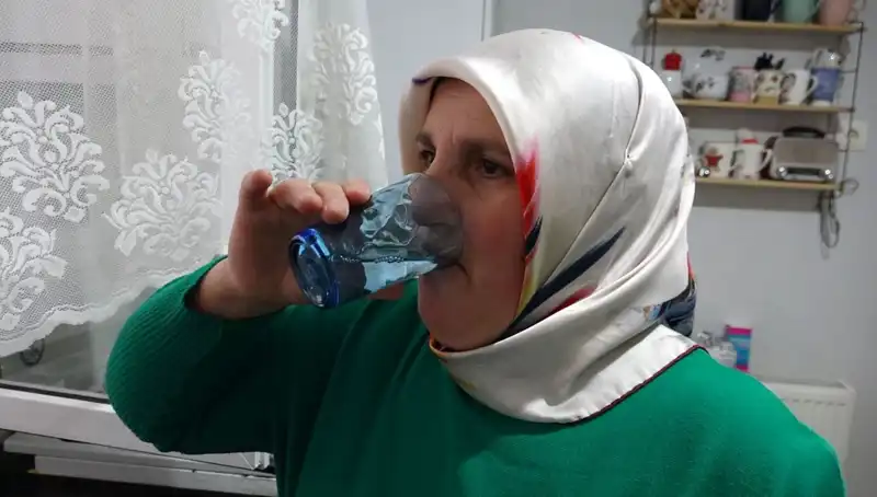 Nisan Yağmuru ile Şifa Arayan Kadın, Geleneği 30 Yıldır Yaşatıyor