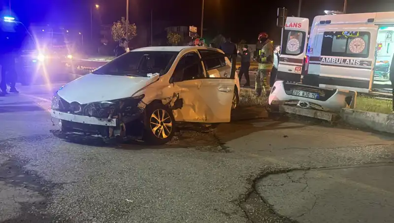 Pikap ile Otomobil Çarpıştı: Hayatını Kaybedenler ve Olayın Sebepleri