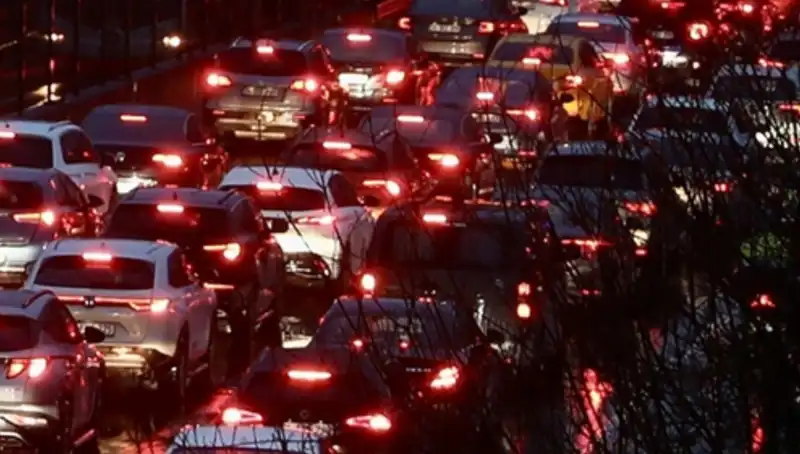 İstanbul’dan Ankara’ya Giden Yolda 12 Saat Trafik Kapatma Uygulaması!