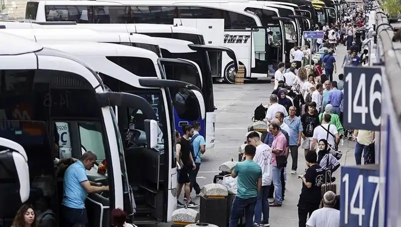 İstanbul'dan Ayrılanların Sayısı Artıyor: 369 Bin 453 Kişi Veda Etti