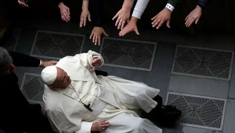 600 Yıl Sonra Tekrar Gündemde: Papa Francis İstifa Edecek Mi?
