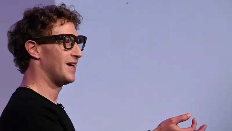 Zuckerberg'in Yeni Gözlüğü: Yapay Zeka ile Geleceği Şekillendirme Vizyonu