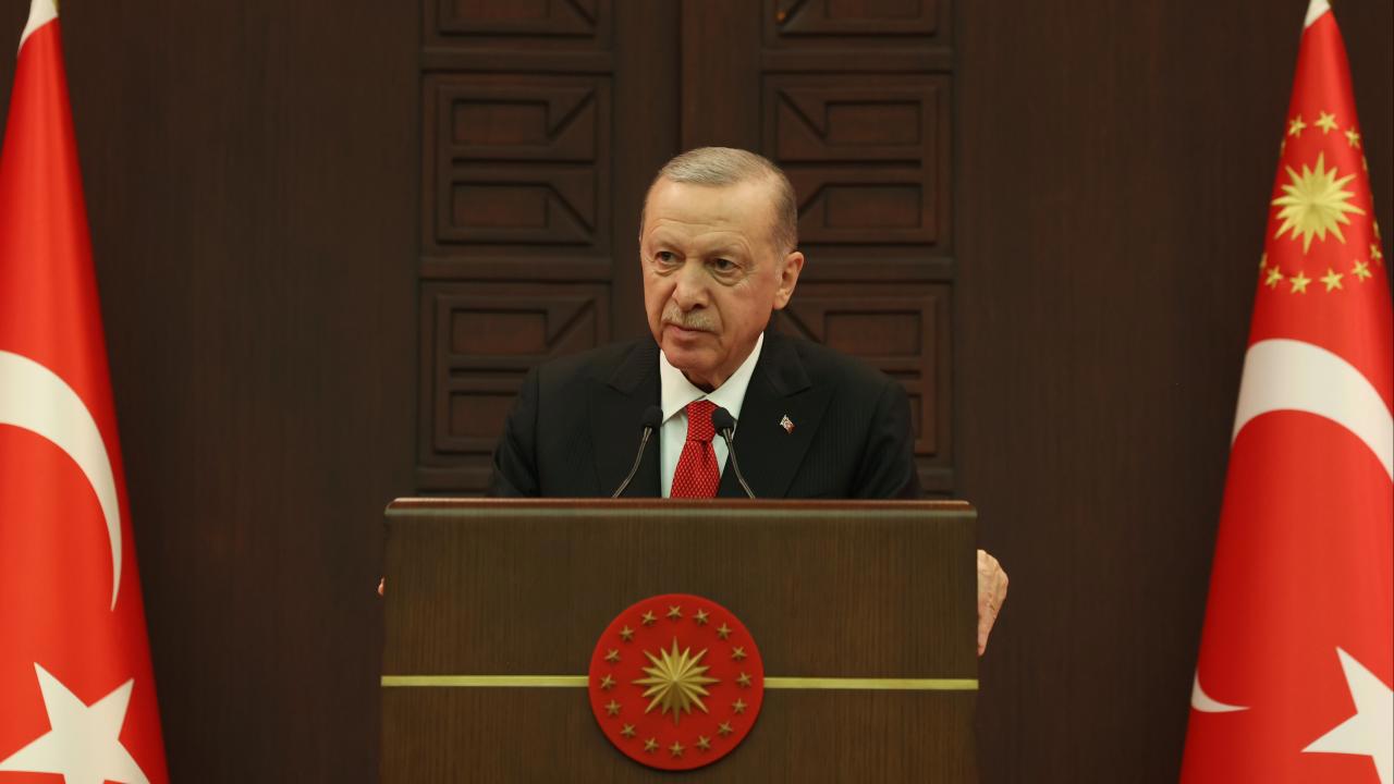 Cumhurbaşkanı Erdoğan, Dünya Devletleriyle Diplomasi Trafiğini Hızlandırıyor