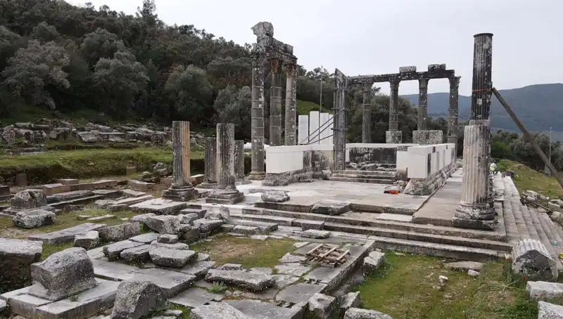 Tarihin Yeni Yüzü: Zeus Tapınağı Restorasyonunda Son Durum