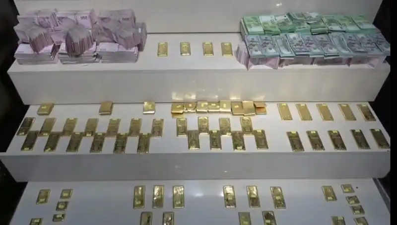 Van Havalimanı’nda Kaçak Altın ve Para Operasyonu: Detaylar Şaşırtıcı!