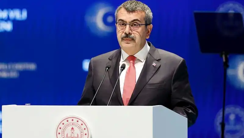: Bakan Tekin'den 23 Nisan Ulusal Egemenlik ve Çocuk Bayramı'na Özel Mesaj