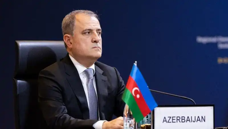 Azerbaycan ve Ermenistan: Tarihi Anlaşma ile Barışa Giden Yol Açıldı