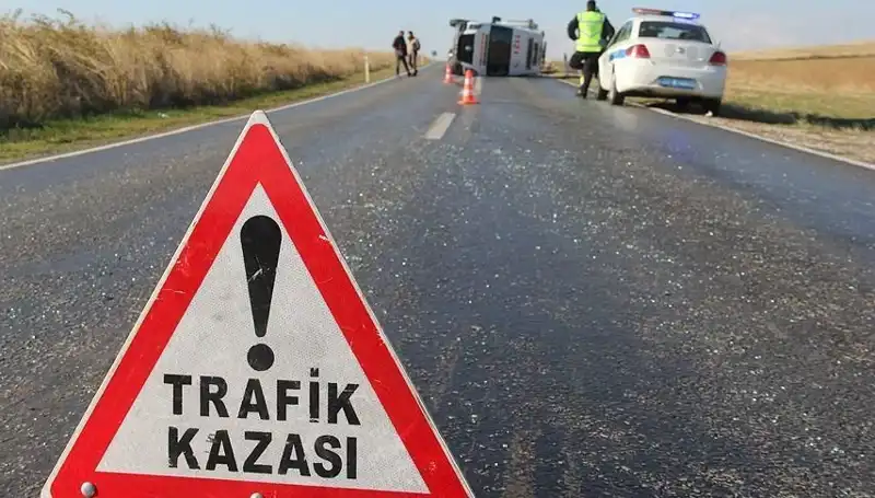Niğde’de Zincirleme Kaza: 16 Kişi Yaralandı, Trafik Dramı Gözler Önünde!
