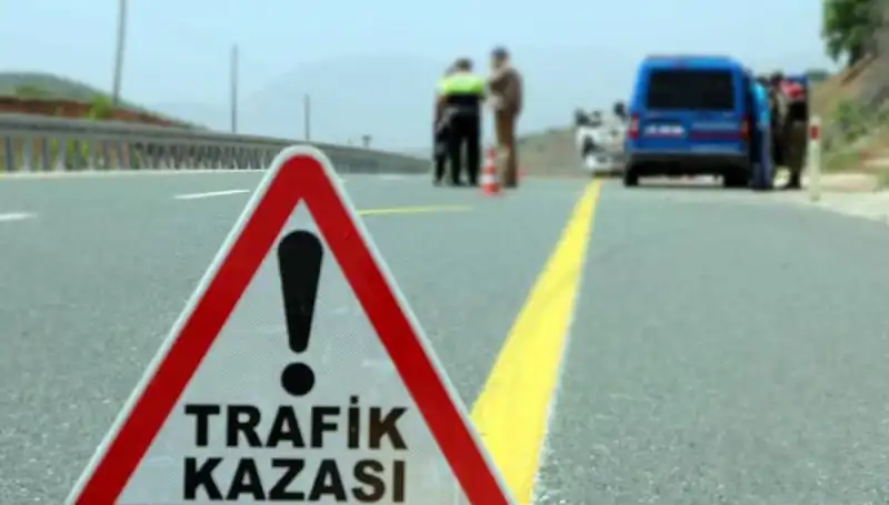 Otomobil ve Hafif Ticari Araç Kaza Yaptı: 6 Can Alıcı Trafik Kazasının Ardındaki Gerçekler