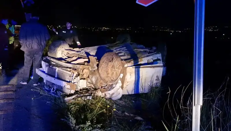 Şarampole Devrilen Otomobil Kazasında 1 Ölü, 3 Yaralı
