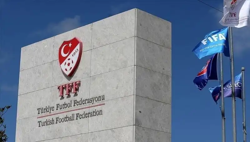 Türkiye Futbol Federasyonu’ndan Şok Karar: Profesyonel Liglerde Takım Sayısı Düşüyor!