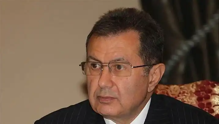 Mehmet Emin Karamehmet'in Hayatı ve İş Dünyasındaki Yükselişi