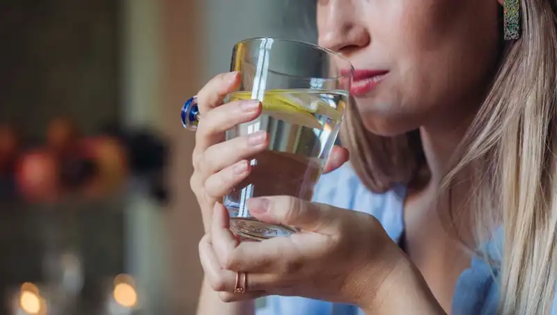 Aç Karnına 1 Litre Su İçmenin Sağlığınıza Faydaları Nelerdir?