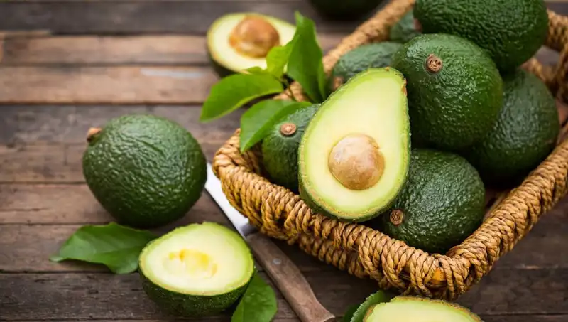 Avokado Tüketimi: Sağlıklı mı Yoksa Gizli Tehlike mi?