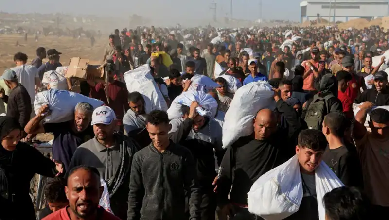 İsrail Ordusu Han Yunus’ta Kuşatma Başlattı: 15 Kilometrelik Koridor Açıldı
