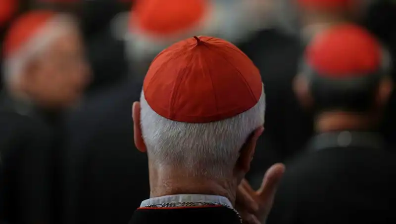 Yeni Papa Seçimi İçin Konklav Tarihi Açıklandı: Dikkatler Vatikan’a Çevrildi