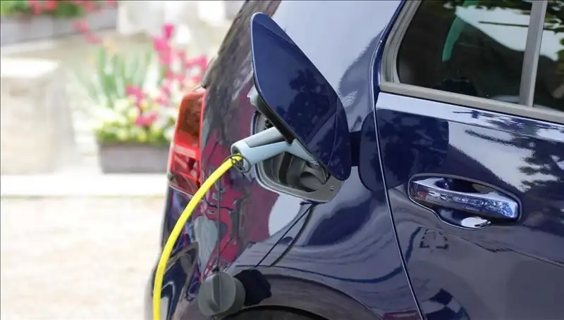 Tesla’dan Daha Fazla Menzil: Yeni Elektrikli Araç 1500 Kilometreye Ulaşıyor!