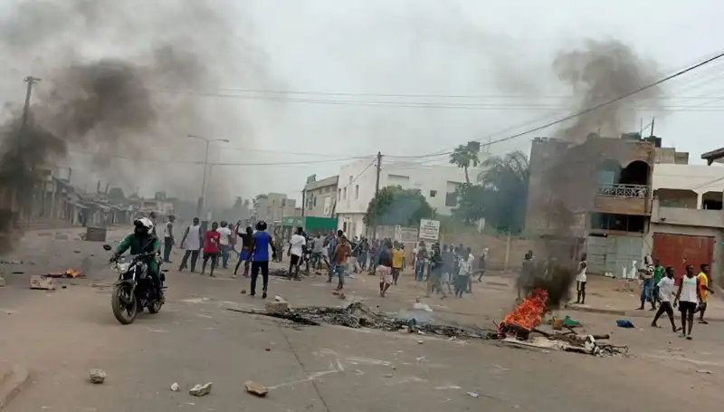 Togo'da Protestolar Şiddetleniyor: Nehirlerde 7 Ceset Bulundu