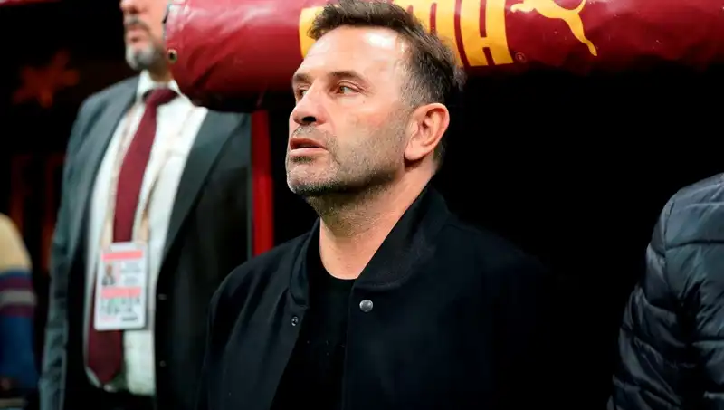 Galatasaray’da Okan Buruk’tan Şaşırtan Değişiklik: Yeni Strateji Ne Anlama Geliyor?
