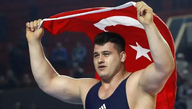 Milli Güreşçi Rıza Kayaalp’e 4 Yıl Men Cezası: Spor Dünyasında Gözyaşları ve Şok