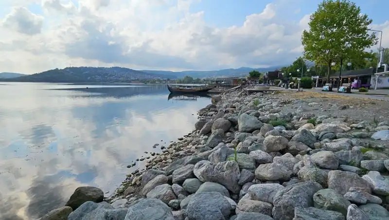 Sapanca Gölü'nde Su Seviyesi Düşüşü: Ekolojik Dengeleri Tehdit Ediyor